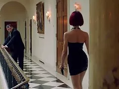 Châu Âu người phụ nữ chuẩn bị một xsec viet nam cumming strapon cho cô ấy đối tác