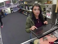 Alura Jenson trừng phạt cô con dit sinh vien viet nam trai riêng lười biếng