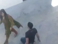 Và tại sao anh ta lại phim xxx gay viet nam thắt cà vạt cho cô khi anh ta thổi nó vào mông !?